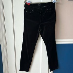 Women’s high rise luxe velvet tapered pant